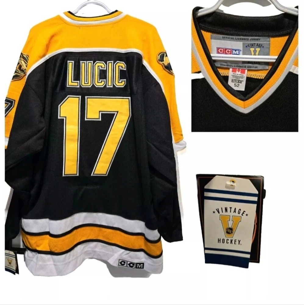 NWT CCM Vintage Hockey Boston Bruins Milan Lucic #17 Black Stitched Size 52